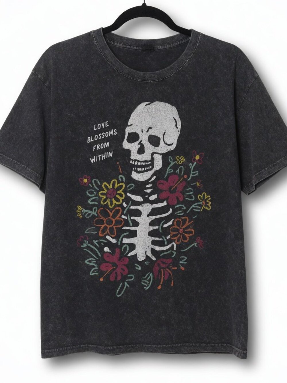 Charcoal Skull Design T Shirt - Men's Large - Local Barcelona Boutique Designer